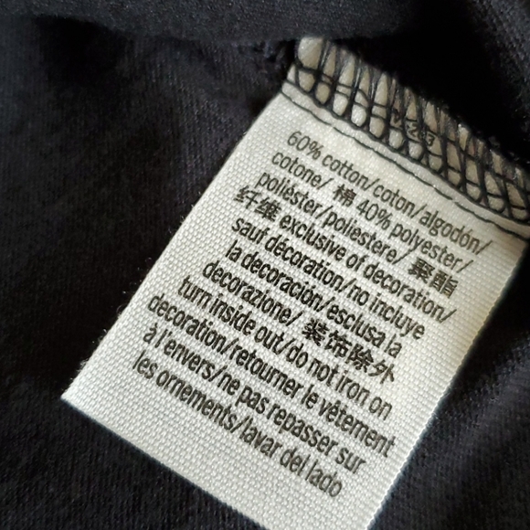 NWT PINK tee shirt. Xs - Picture 9 of 11